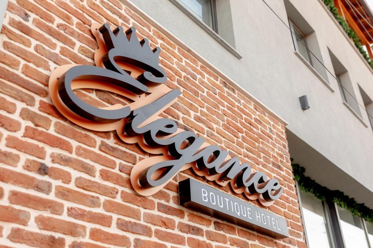 Elegance Boutique Hotel Korce Bagian luar foto